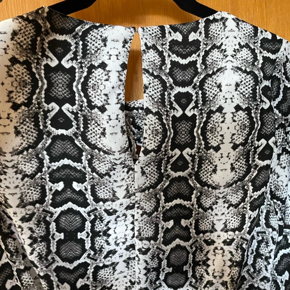 NWOT Express Snakeskin Cocktail Dress - Picture 4 of 5